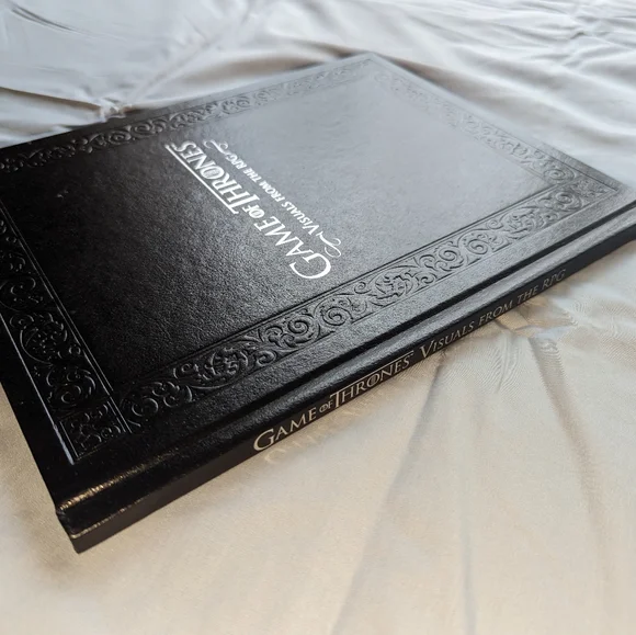 Game of Thrones book - Picture 2 of 4